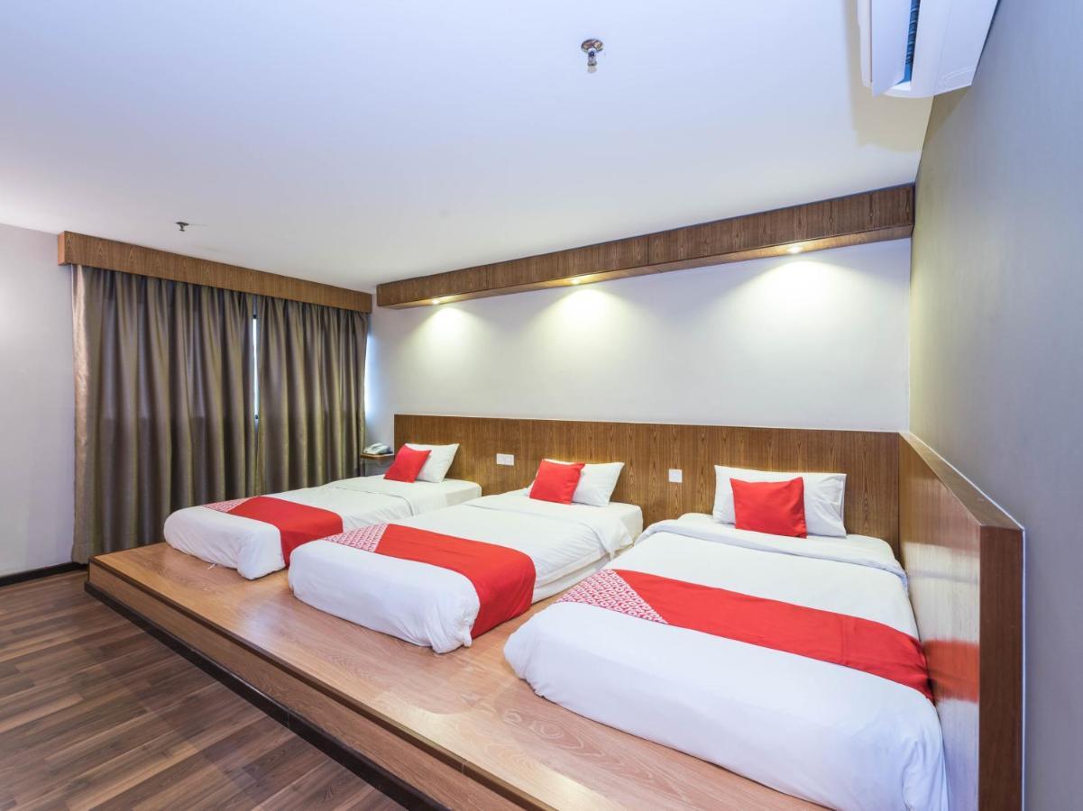 Oyo 89421 Pp Island Hotel George Town  Kültér fotó
