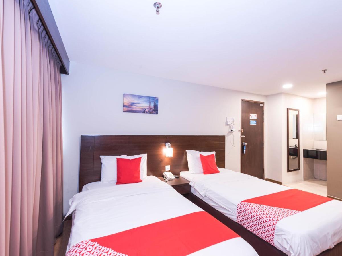 Oyo 89421 Pp Island Hotel George Town  Kültér fotó